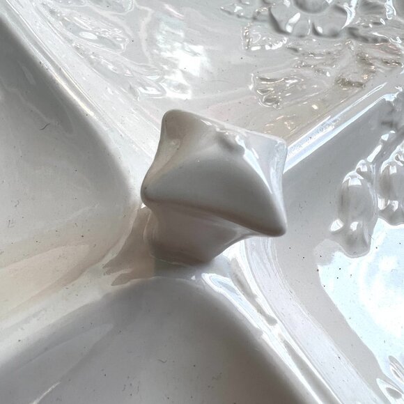 Vintage Ceramic Platter Embossed Cream Vine Handle Flower Divided Serving Dish - Picture 5 of 7